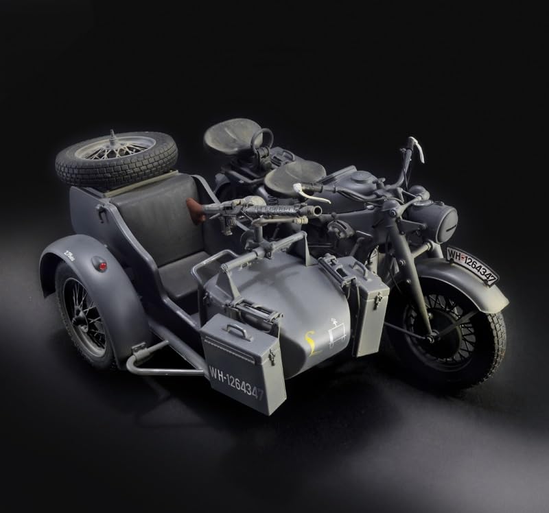 PLATZ Italeri WW2 German Zundapp KS750 Sidecar Plastic Model IT7406 1/9