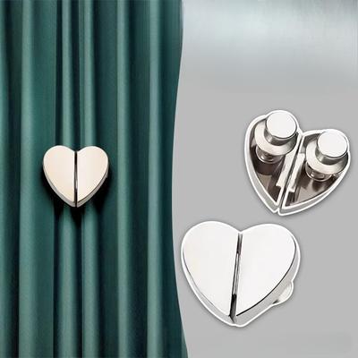 Heart-shaped Curtains, Magnetic Snap-on Fastening Strong Magnetic Snap-on Curtain Closure, Closing The Curtains, Fastening The Curtain Buttons