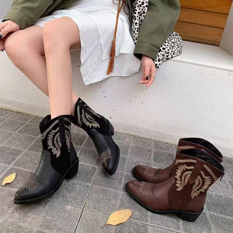 Large Size Embroidered Short Boots for Women's Autumn and Winter New One-pedal Thick Heel Zhuotian Short Boots Martin Boots for Women