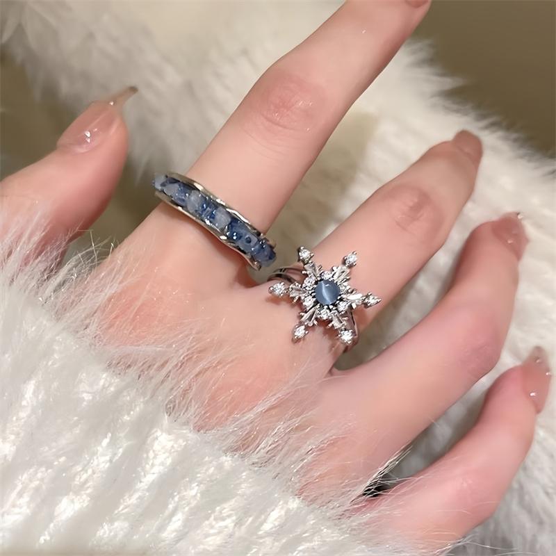 

Light Luxury Blue Snowflake Crystal Rings for Women Girl Trendy Crystal Gravel Open Ring Aesthetic Wedding Party Jewelry Gift