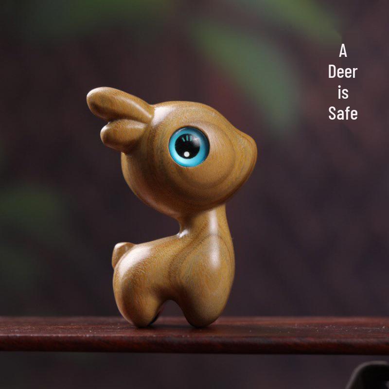 Carved Green Sandalwood Deer Pendant Keychain Accessory