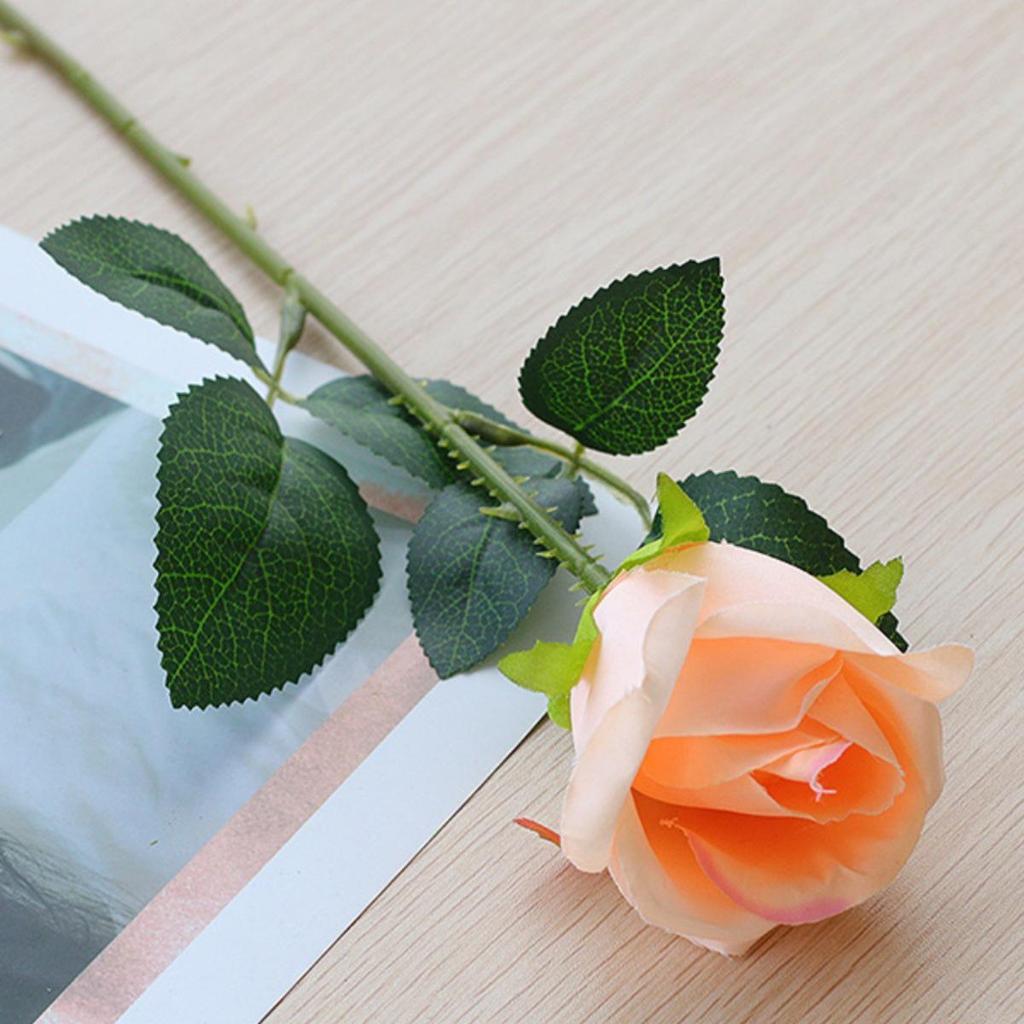 Luxury Silk Rose Arrangement for Valentine's Day - Elegant Artificial Flowers for Living Room Decor.