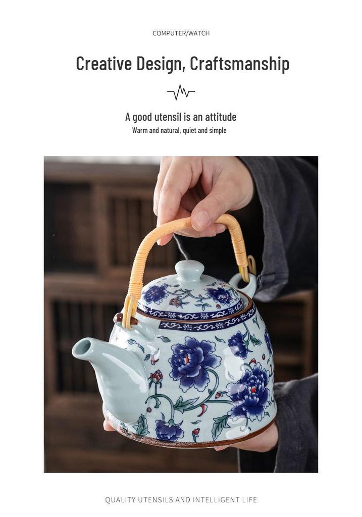 Ceramic Blue and White Teapot with Handle, Large Capacity Retro Herbal Tea Pot, Single Filter, Suitable for Household and Restaurant Use.