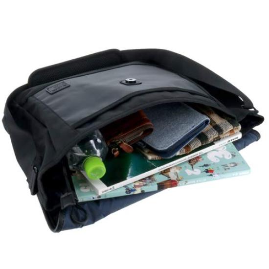 AVIREX Flap Shoulder Bag Messenger Bag Black 1.
