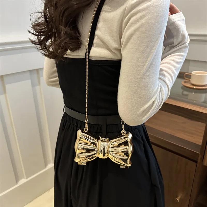 Luxury Fashion Metal Mini Handbag With Bow Clasp Playful Acrylic Bow Design With Shimmering European-Style Chain Crossbody Bag