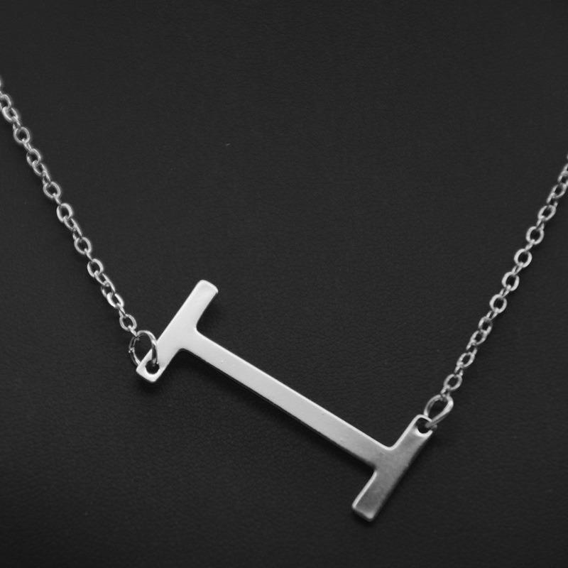 Kvinne 26 engelske bokstaver Ornament Ripple Chain Personlig brevkjede