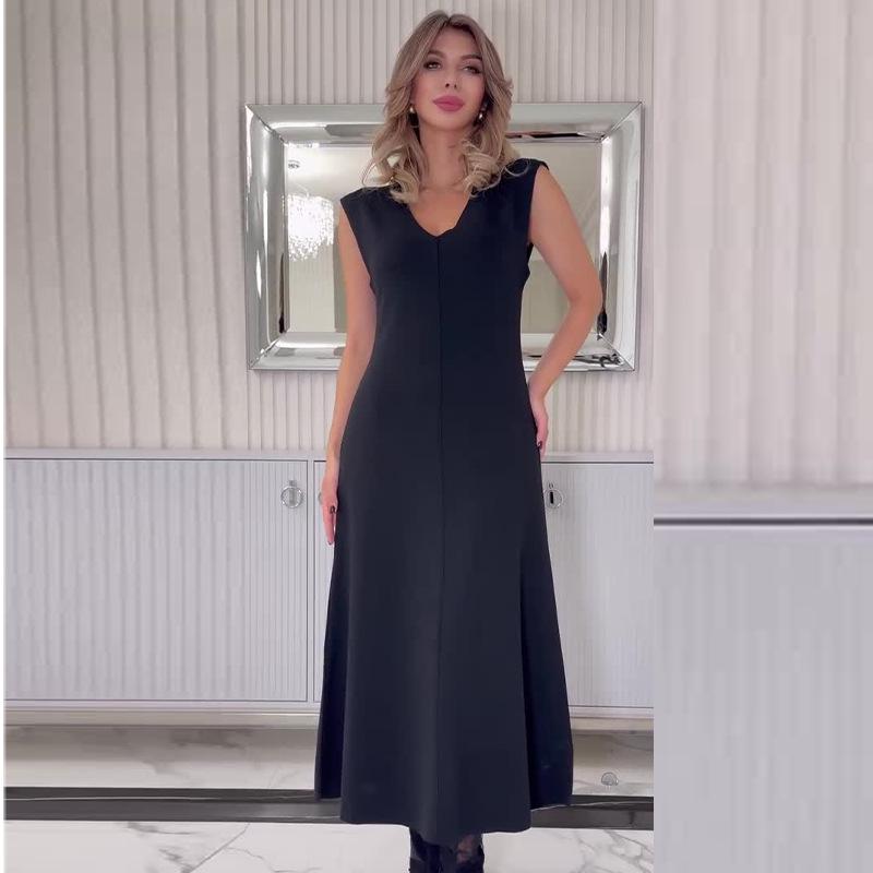 

2024 Европейское и Американское Женское Однотонное Платье Макси с V-образным Вырезом без Рукавов - Простое и Удобное XXL чёрный