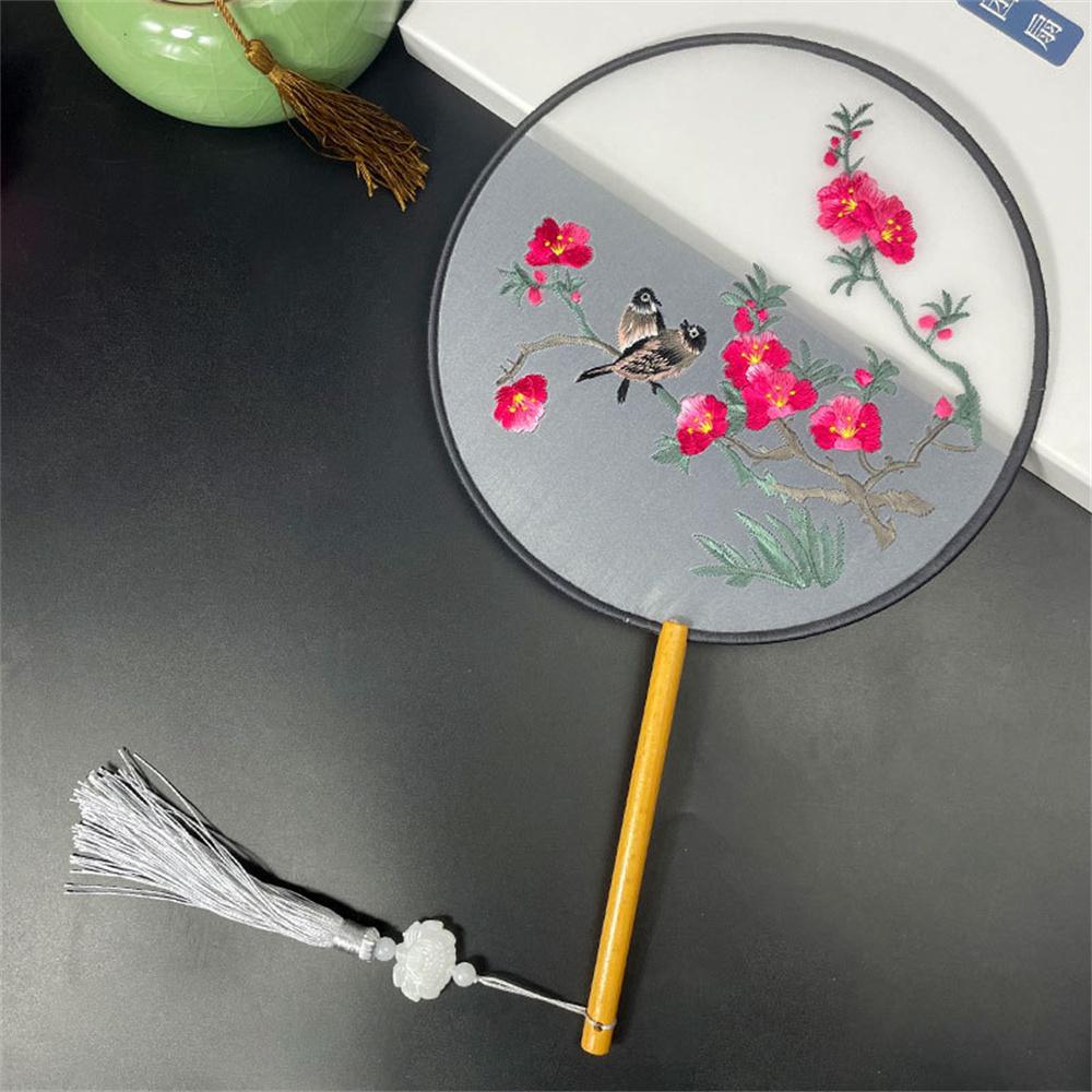 Round Double Sided Embroidery Fan Chinese Style Wooden Handle Embroidery Round Fan with Pendant Handheld Flower Silk Fan
