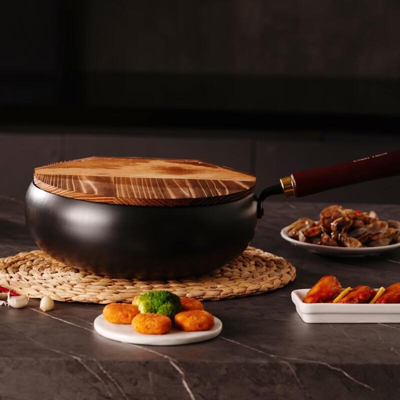 Lianchuang Stainless Steel Wok