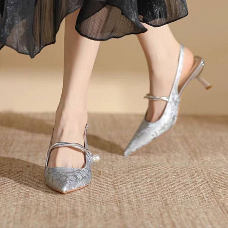 Fashion 2024 New Summer Fashion Pointed Toe Pearl Shoes Women Sexy Women Sandals High Heels Banquet Women Shoes