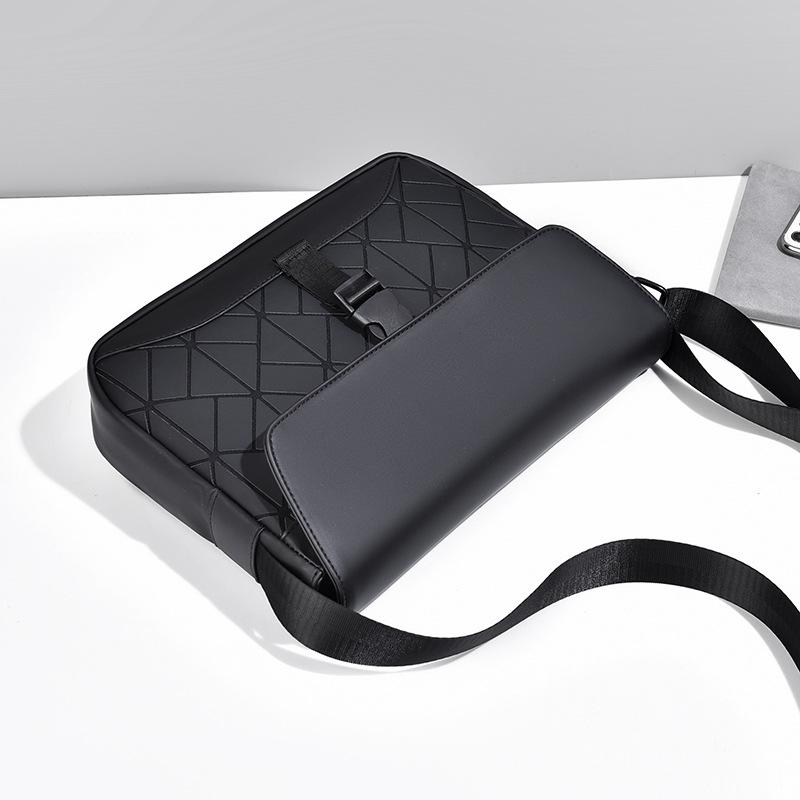 Men's Small Shoulder Bag Horizontal Fashion Street Crossbody Bag Couple's Small Shoulder Bag Backpack