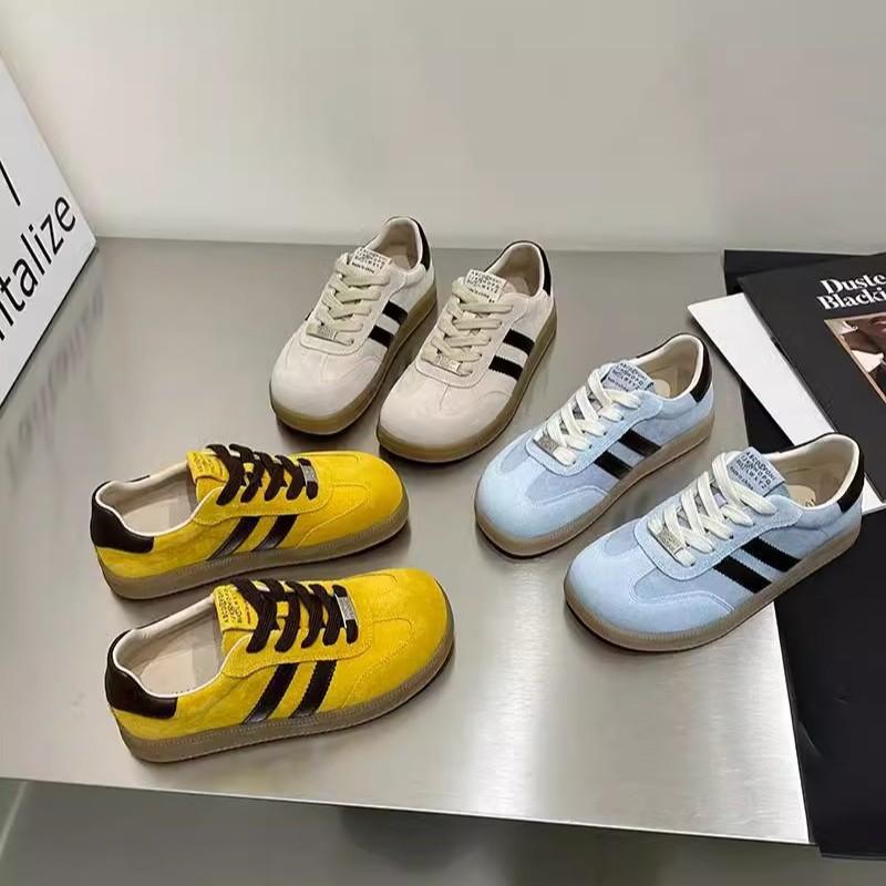 Ugly Cute Flat-bottomed Two-bar German Training Shoes Women's Spring 2025 New Lightweight Soft-soled Casual Shoes Versatile Sports Board Shoes