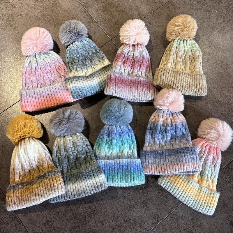 Warm Gradient Color Knit Cap For Adults For Autumn And Winter Use