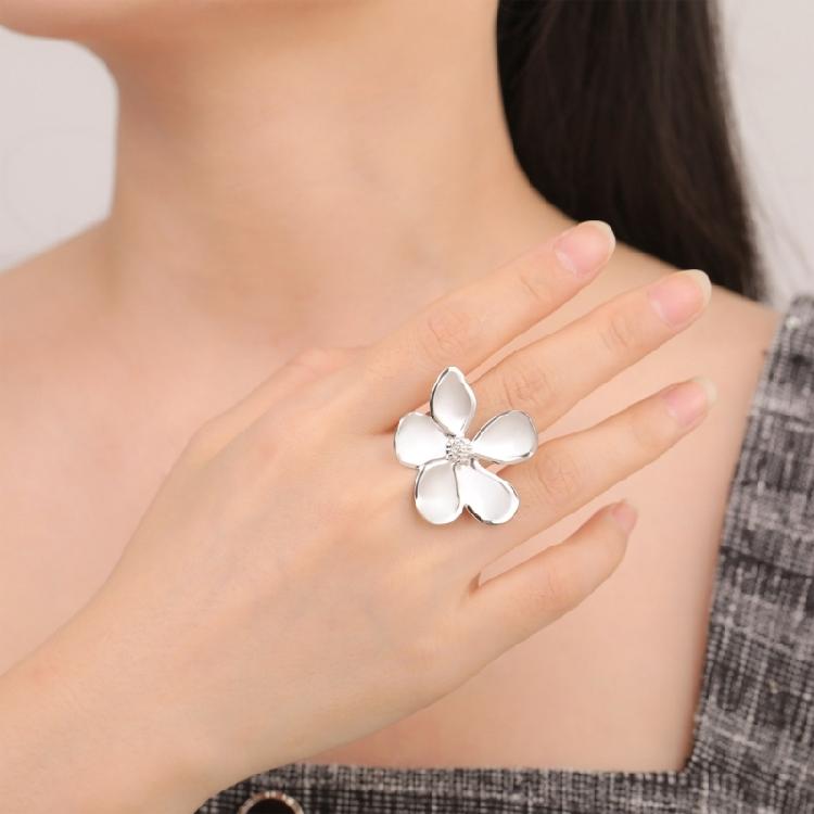 Opening Rings Flower Rings Hand Jewelry Fashion Rings Stainless Steel Adjustable Rings Suitable for Fashion Enthusiasts