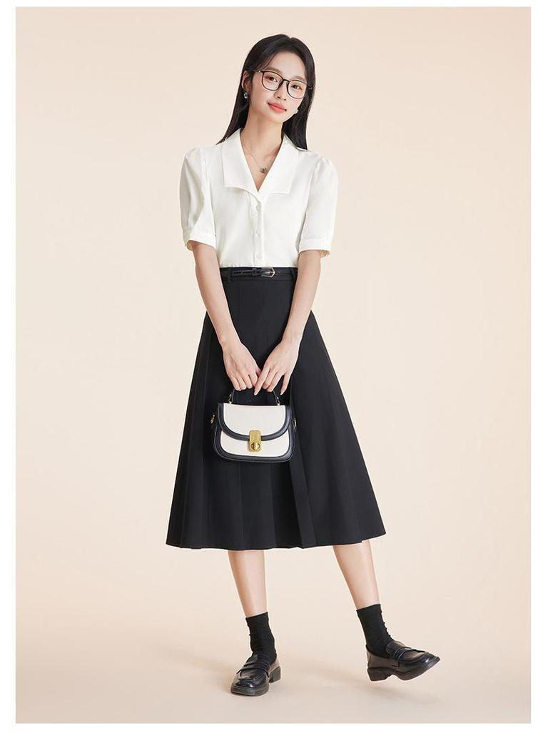 Elegant Blue Summer Short Sleeve Women's Professional Shirt for Commuting or Interviews