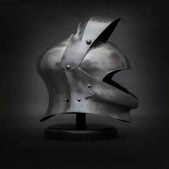 Close Helmet with Sparrow’s Beak Visor 16th Century Knight Armor Gothic Medieval Helmet with Stand  SCA LARP Reenactment Gear Steel Helmet Gift