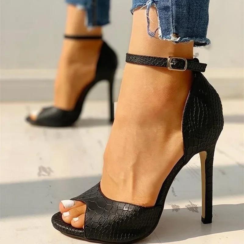 Fashion Sexy White Dress Wedding Shoes Women Ankle Strap Peep Toe High Heel Sandals Super High Heels Buckle Snake Pattern Woman Pumps
