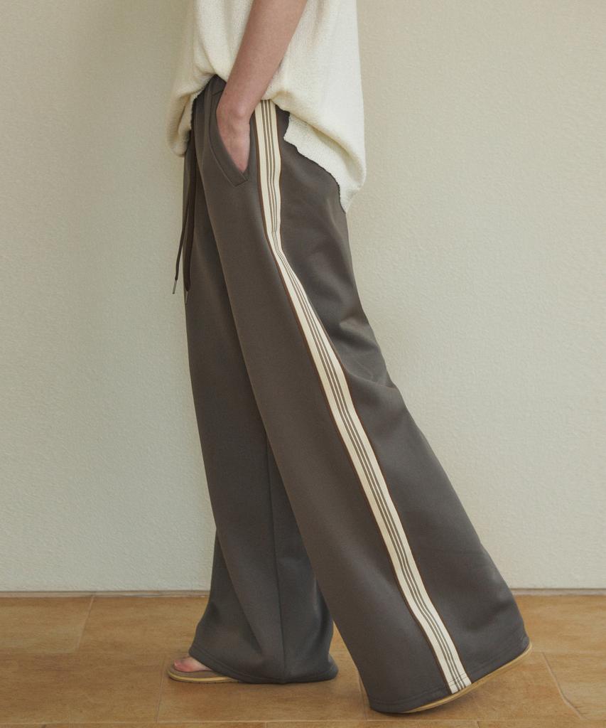 Wednesday Oasis For Woman W/Essential Line Track Pants (3 Colors)