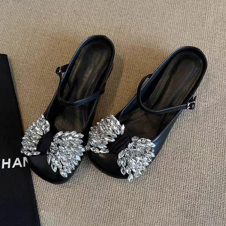 Wersja punktowa! Temperament spersonalizowana kokarda z cyrkoniami jednosłowna klamra z letnimi sandałami na niskim obcasie damskie buty na obcasie z odkrytą piętą