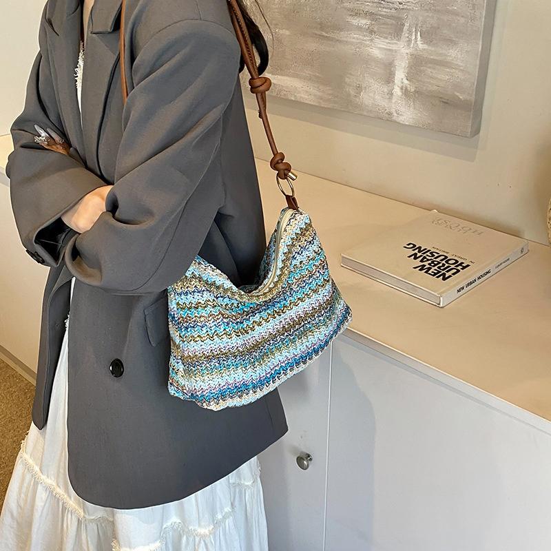 Women'S Striped Woven Straw Tote Bag - Lightweight Large Capacity With Detachable Coin Purse & Zip Closure For Beach Vacation