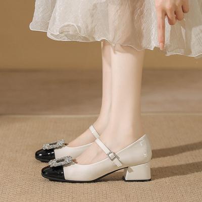 Frühling und Sommer neue Mary Jane Strass eckige Zehen dicker Absatz Einzelne Schuhe Damen burgunderfarbene Braut-Hochzeitsschuhe