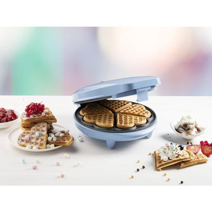 Bestron Gaufrier pour gaufres classiques en forme de cœur, Gaufrier avec revetement anti-adhesif pour gaufres en forme de cœur, Desi