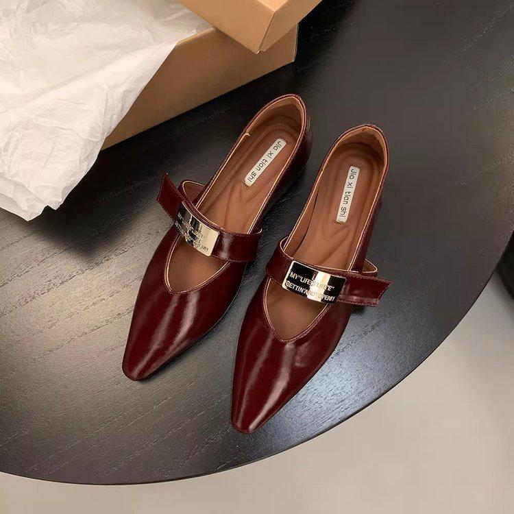 TK Plus Size Low-Cut Pointed Toe Flat Women's Shoes in Black or Burgundy Synthetic Leather