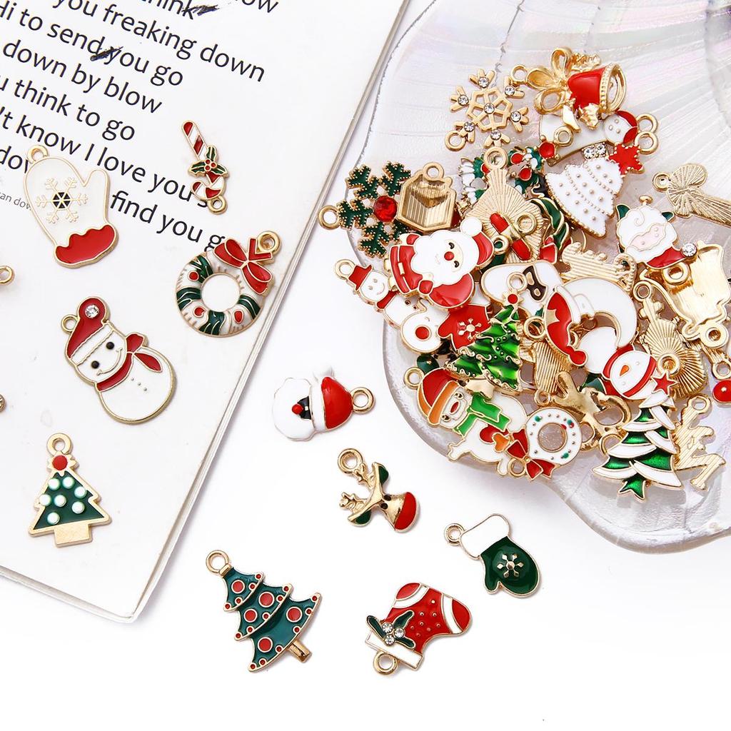 10Pcs Christmas Theme Random Mix Drop Oil Alloy Accessories For Jewelry Component Making Charm Decoration