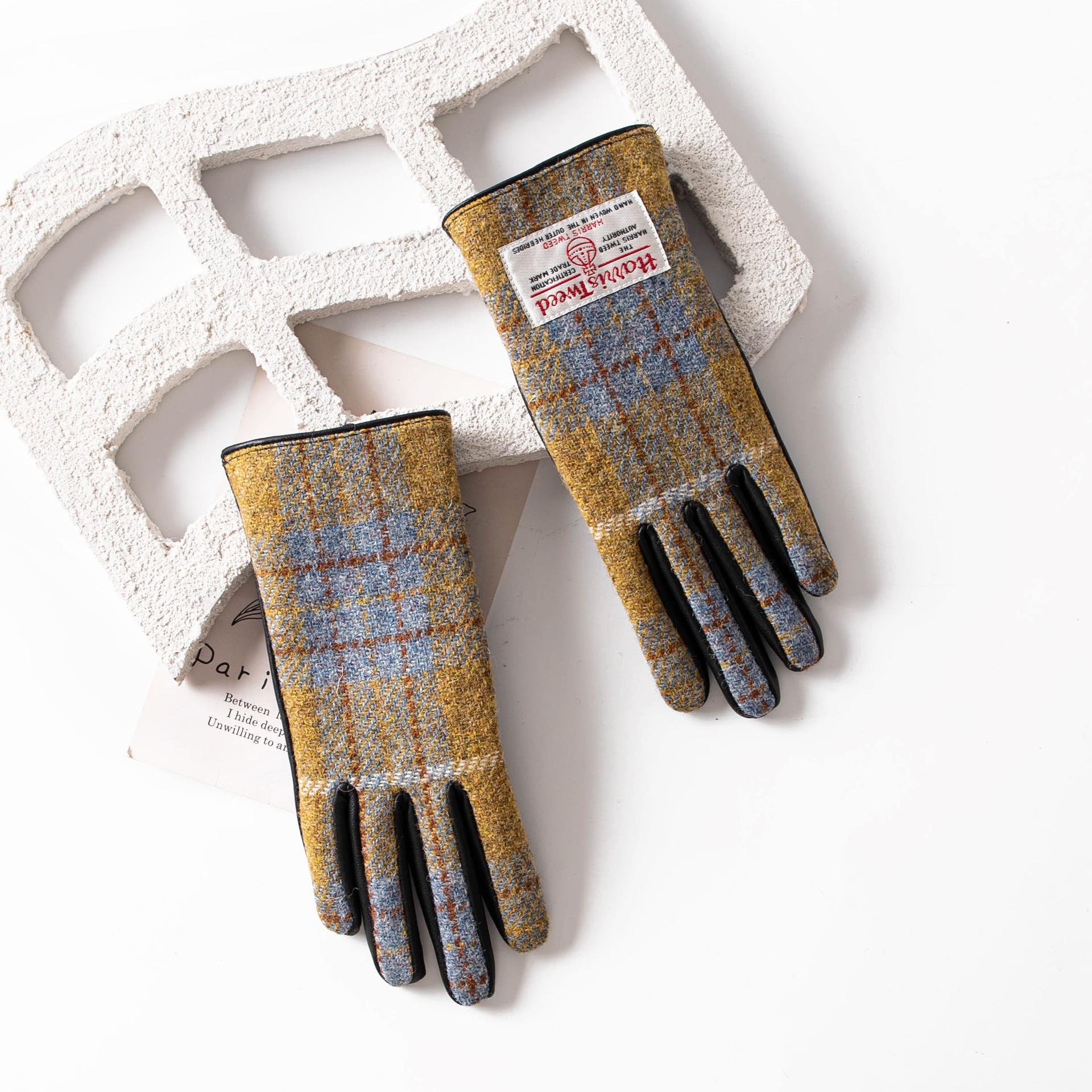 

Перчатки для лыж и сноуборда из шерсти Harris Tweed с флисовой подкладкой в клетку, с сенсорным экраном Small