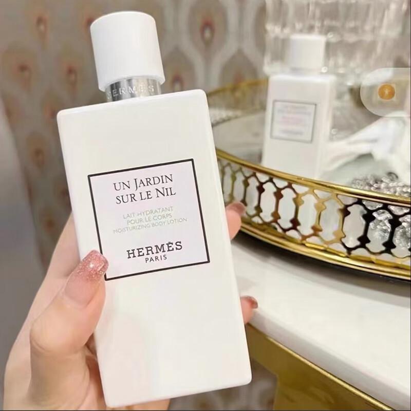 

Hermès Un Jardin Sur Le Toit Moisturizing Body Lotion
