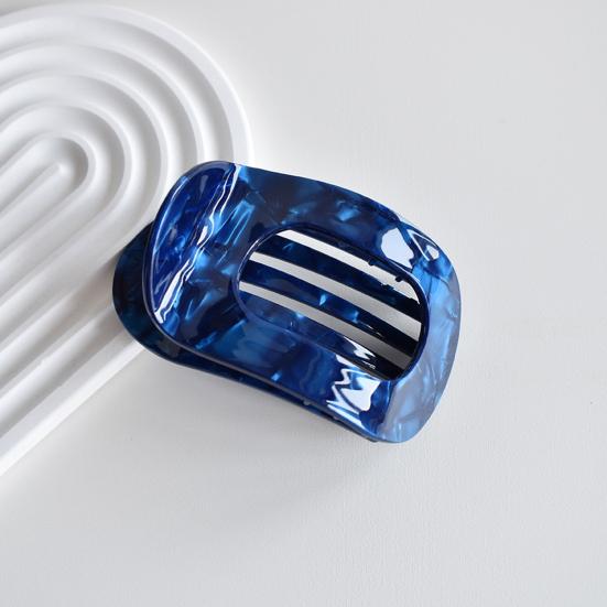 Women Hair Claw Flat Round Shape Strong Grip Bendable Teeth Curved Design Hair Clip Back Head Large Clip Hair Accessory