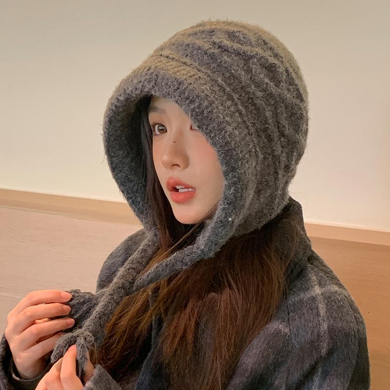 

Осень Зима Женская Модная Шапка Бини с Буквами Однотонная Теплая Шапка с Защитой Ушей для Большого Обхвата Головы Идеальный Зимний Аксессуар для Повседневных Прогулок One size