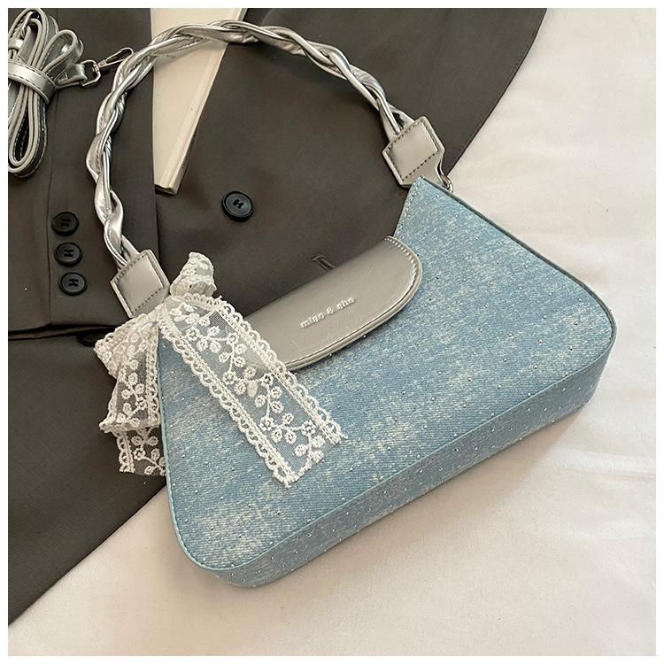 Women's bag 2025 new shoulder messenger bag Internet celebrity Korean version change bag foreign style silk scarf contrasting color underarm bag tide