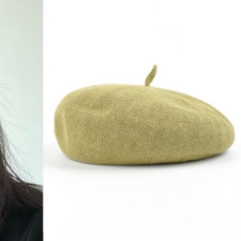 Женская льняная беретка M