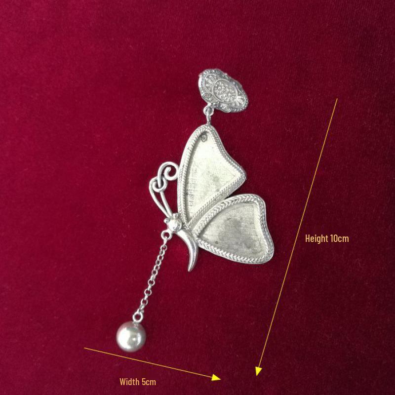 Ручной серебряный кулон Мяо с вышитой рамкой