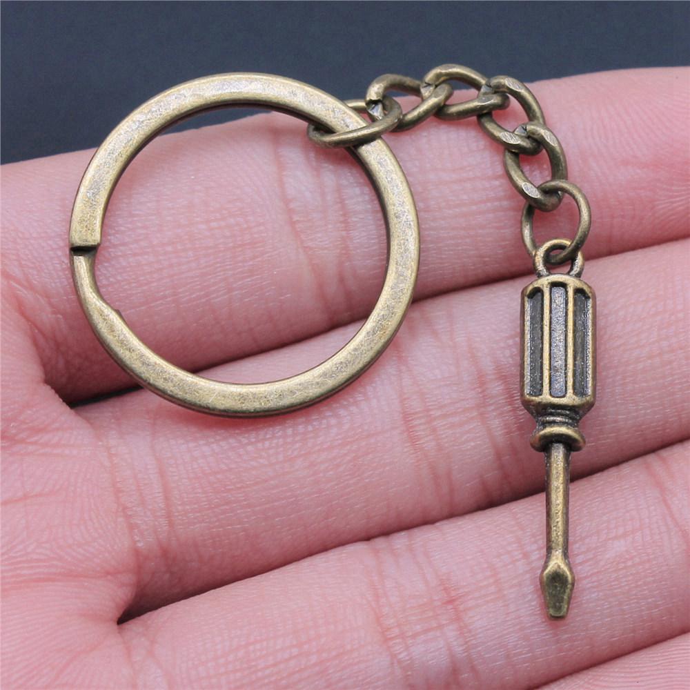 Punk Tools Gear Cyberpunk Themed Keychain for Office Workers Hot Sale Cute Valentine Gift Kawaii Vacation Accessory