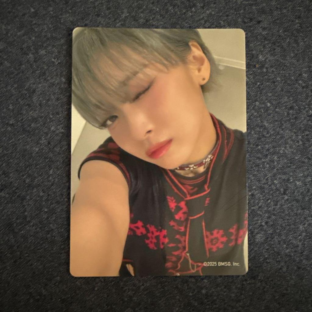 [USED] HANA JISOO Trading Card Pre-debut Event