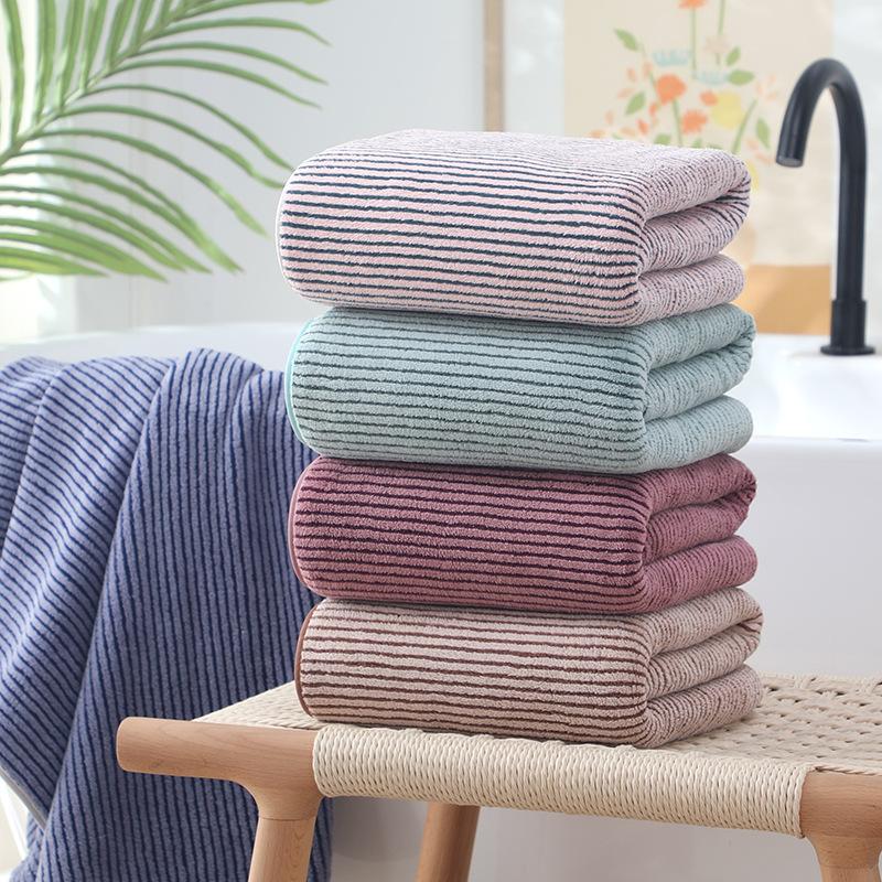 Thickened Coral Fleece Bath Towel Adult Beach Bath Towel Absorbent Quick-drying Bath Towel Household Couple Enlarged Bath Towel