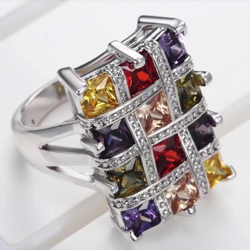 Chenrui Vibrant Square Brick Statement Ring - Trendy European and American Jewelry