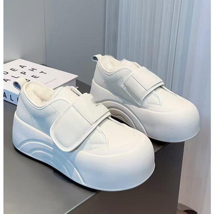 

Velcro bread shoes women s 2025 autumn and winter new thick-soled velvet muffin cotton shoes warm fluffy shoes casual board shoes 40