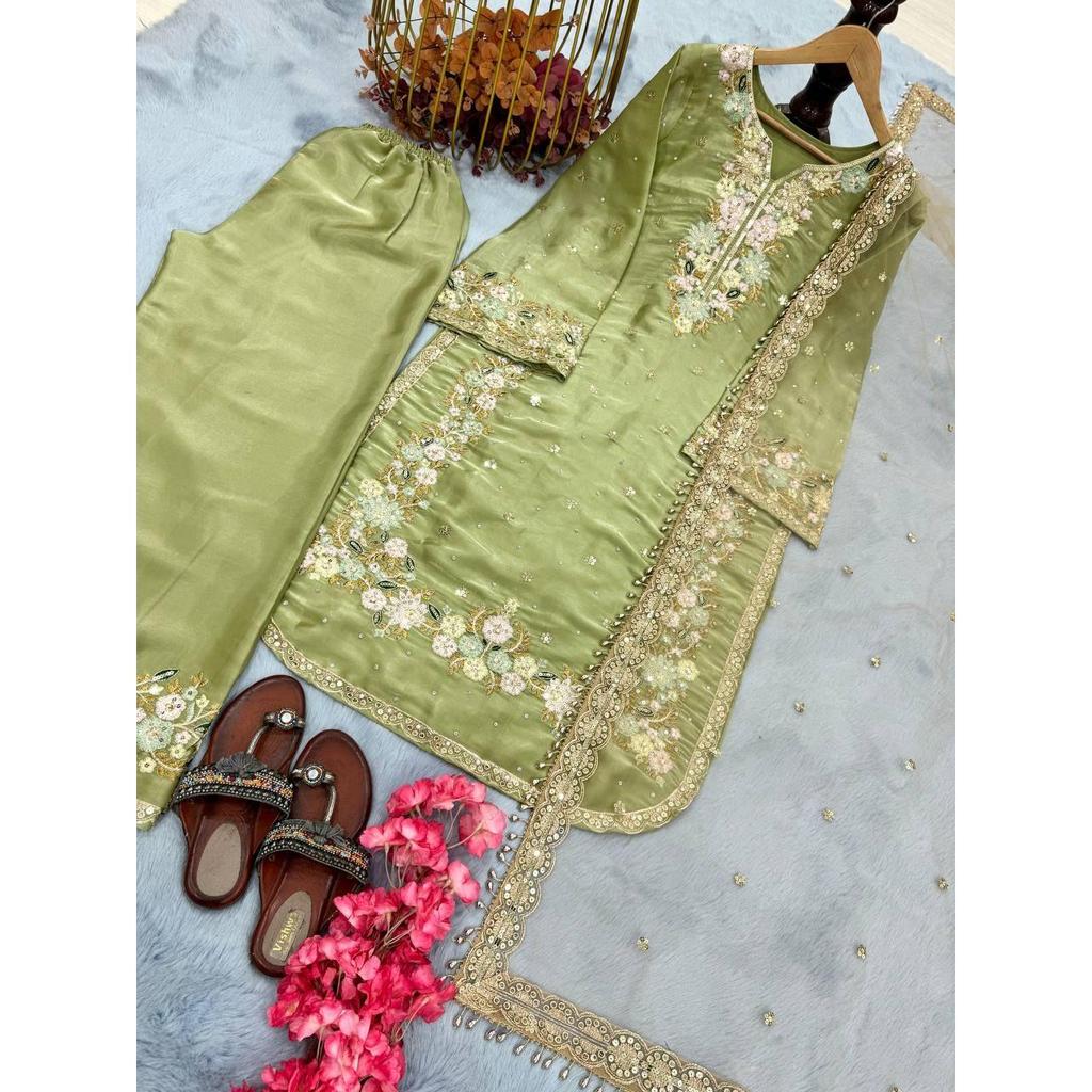 Launching New Đěsigner Party Wear Look  Top Plazzo & Dupatta Set