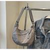 Large capacity dumpling bag Korean version literary shoulder bag new commuter women fashion casual versatile messenger bag