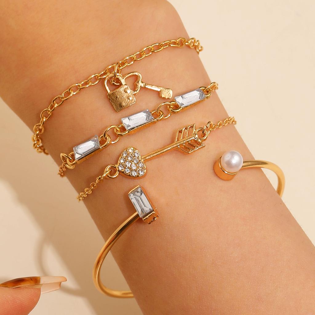 Vintage Mehrschichtiges Kettenarmband Set für Damen – Trendiger Europäischer Stil, Retro Minimalistischer Handschmuck, Grenzüberschreitende Heißverkauf Accessoires