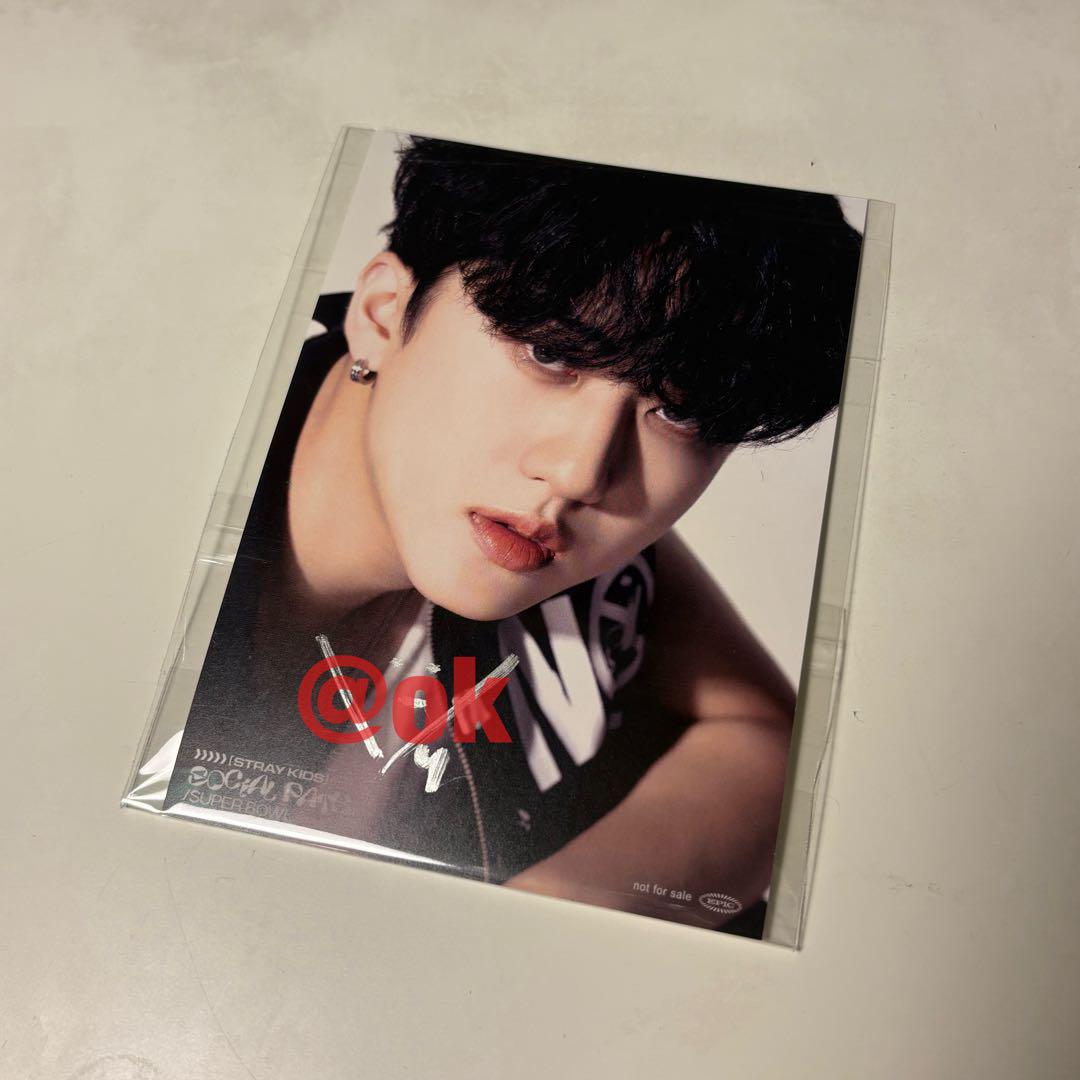 

[USED] Autographed Straykids Changbin trading card postcard