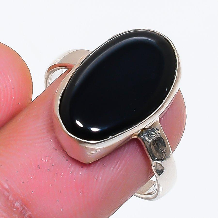 Natural Black Onyx Gemstone 925 Sterling Silver Jewelry Ring Size 7 ZS-1781