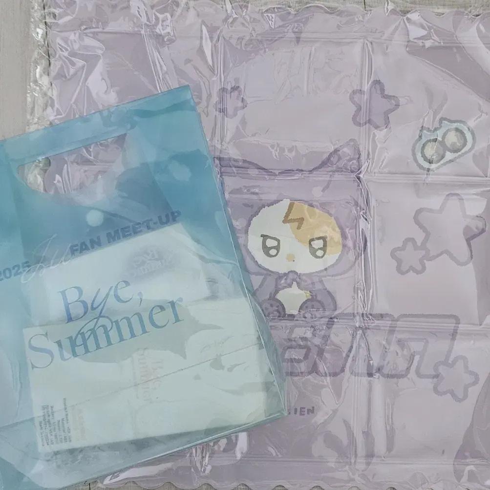 

IU Фанмитинг Летней Субботой Полный Комплект