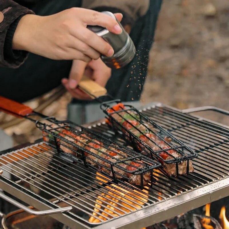 Outdoor Holzgriff Grill Käfig Camping Fleisch und Gemüse Grill Net Rack Picknick Grill Werkzeuge