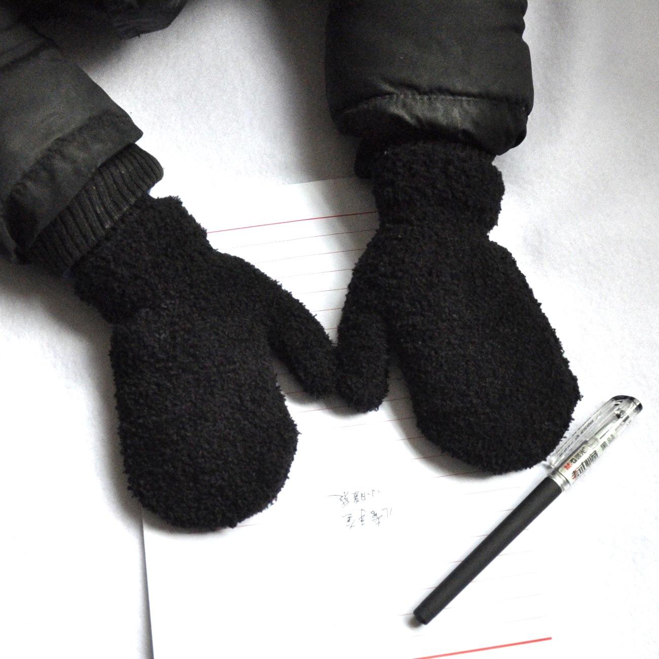 

Зимние детские перчатки из кораллового флиса для детей 5-11 лет, теплые, для школьников, новые однотонные варежки для вязания на открытом воздухе, для велоспорта, катания на лыжах