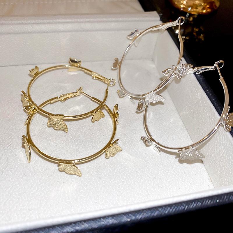 Trendy Metal Butterfly Round Hoop Earrings for Women Vintage Metal Big Circle Dangle Earrings Geometry Statement Jewelry