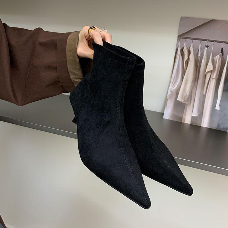 

Модная обувь с острым носком Низкий каблук Женские ботильоны Современные ботинки Женские молнии Модные замшевые Женские короткие ботинки Туфли-лодочки 35 чёрный